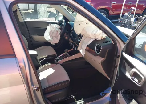 2020 Hyundai Venue Sel z USA, uszkodzony, nr VIN KMHRC8A30LU039850